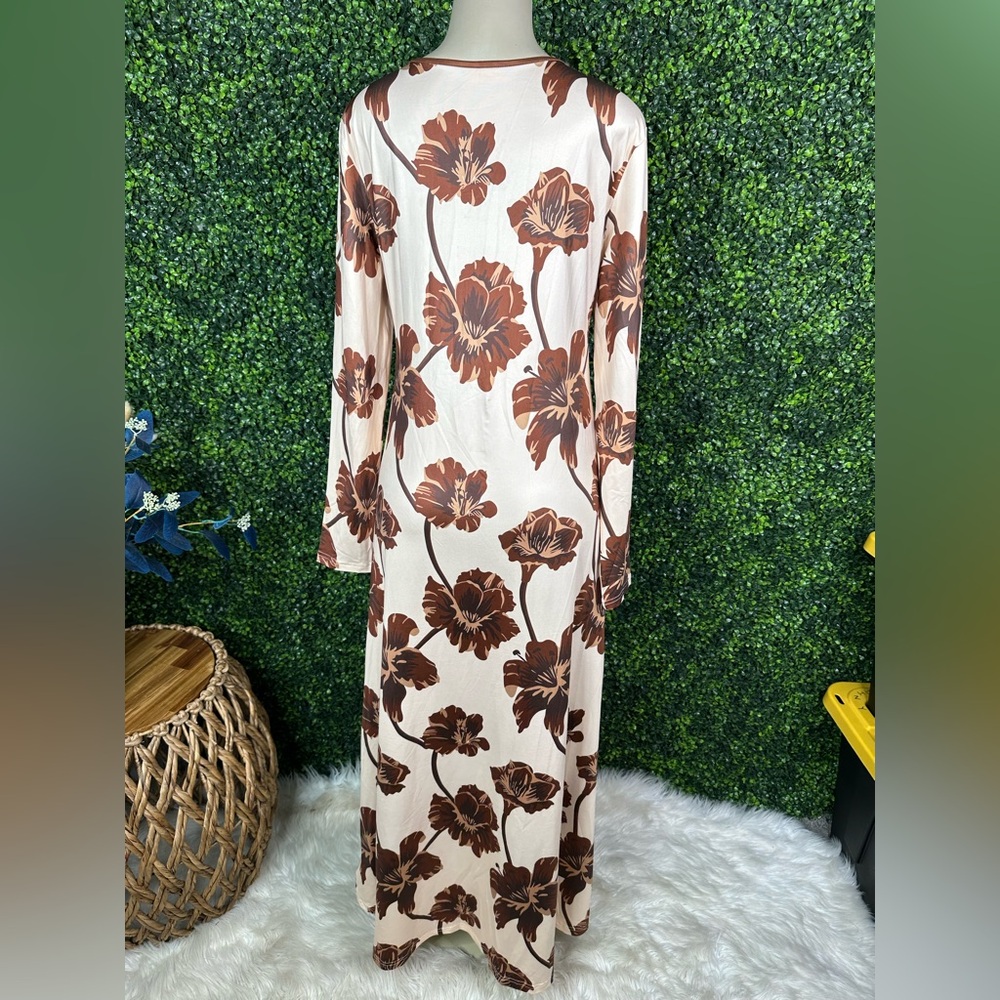 Nwt Commense Floral v neck maxi Long Sleeve Dress - Cream and Brown - Picture 10 of 16